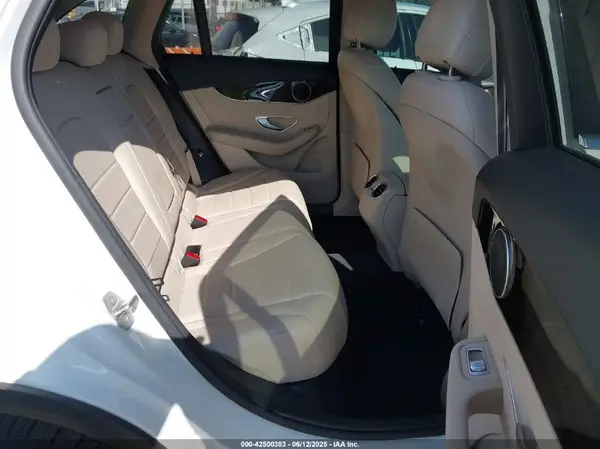 WDC0G4JB0GF074894 2016 MERCEDES-BENZ GLC - Image 8