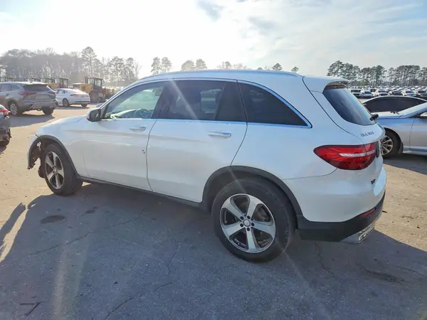 WDC0G4JB0HF120435 2017 MERCEDES-BENZ GLC - Image 2