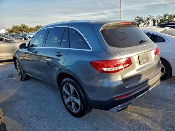 WDC0G4JB0HF120516 2017 MERCEDES-BENZ GLC - Image 2
