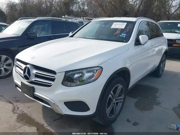 WDC0G4JB0HF126977 2017 MERCEDES-BENZ GLC - Image 2