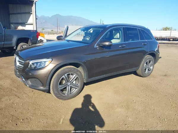 WDC0G4JB0HF129622 2017 MERCEDES-BENZ GLC - Image 2