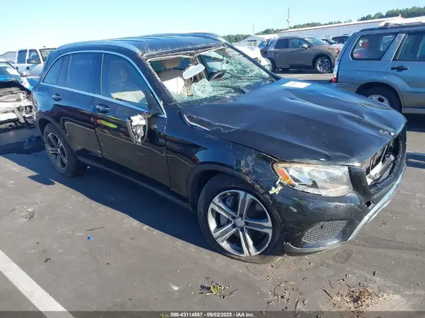 WDC0G4JB0HF130415 2017 MERCEDES-BENZ GLC - Image 1