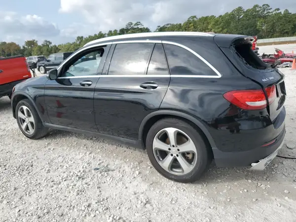 WDC0G4JB0HF133704 2017 MERCEDES-BENZ GLC - Image 2