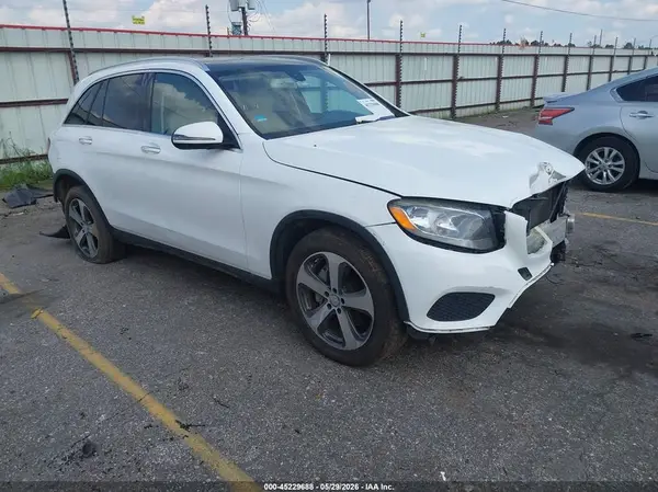 WDC0G4JB0HF137252 2017 MERCEDES-BENZ GLC - Image 1