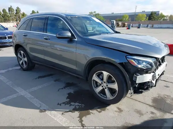 WDC0G4JB0HF143195 2017 MERCEDES-BENZ GLC - Image 1