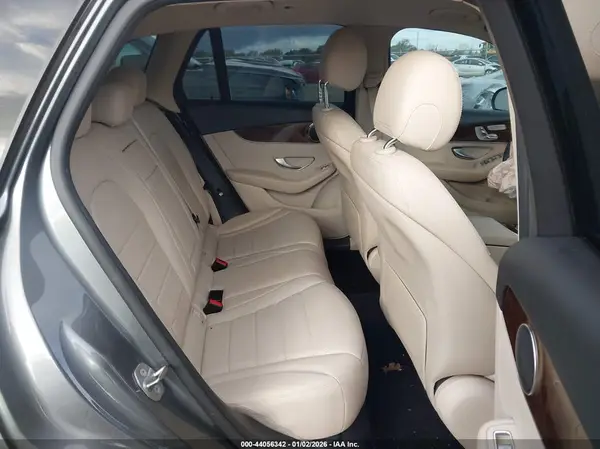 WDC0G4JB0HF146064 2017 MERCEDES-BENZ GLC - Image 8