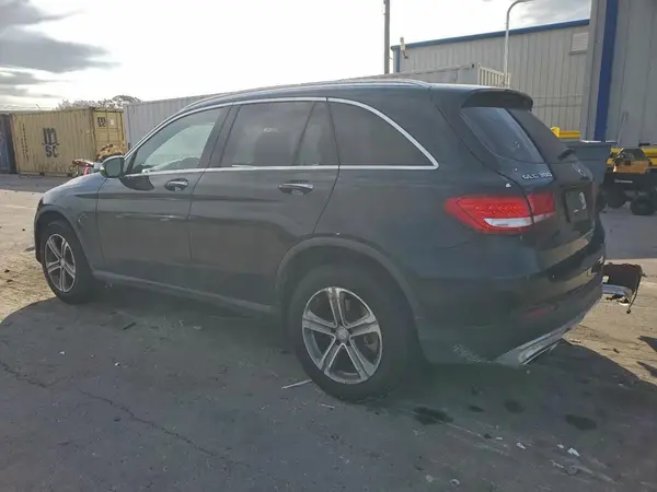 WDC0G4JB0HF157517 2017 MERCEDES-BENZ GLC - Image 2