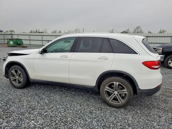 WDC0G4JB0HF167996 2017 MERCEDES-BENZ GLC - Image 2