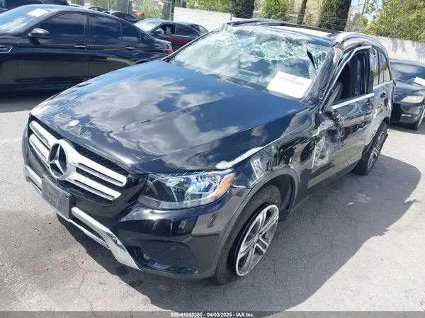 WDC0G4JB0HF201211 2017 MERCEDES-BENZ GLC - Image 2