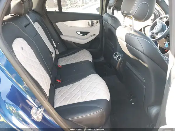 WDC0G4JB0HF240851 2017 MERCEDES-BENZ GLC - Image 8