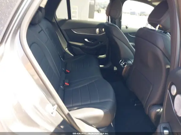WDC0G4JB0HV009633 2017 MERCEDES-BENZ GLC - Image 8