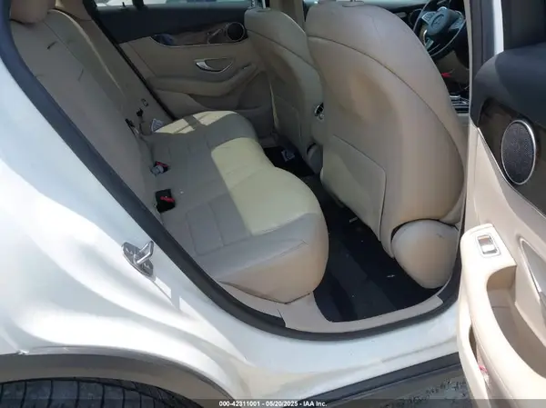 WDC0G4JB0HV011351 2017 MERCEDES-BENZ GLC - Image 8