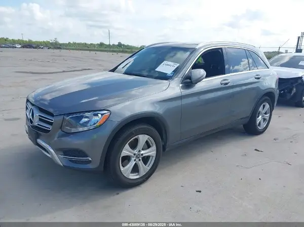 WDC0G4JB0JF357853 2018 MERCEDES-BENZ GLC - Image 2