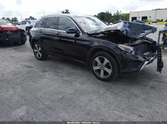 WDC0G4JB0JV017219 2018 MERCEDES-BENZ GLC