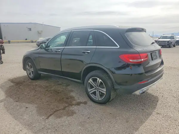 WDC0G4JB0JV026230 2018 MERCEDES-BENZ GLC - Image 2