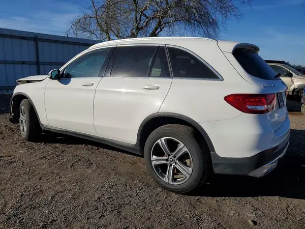 WDC0G4JB0JV035946 2018 MERCEDES-BENZ GLC - Image 2