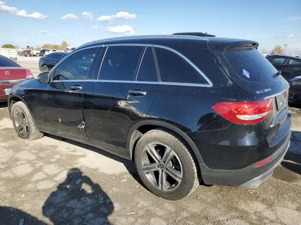 WDC0G4JB0JV037583 2018 MERCEDES-BENZ GLC - Image 2