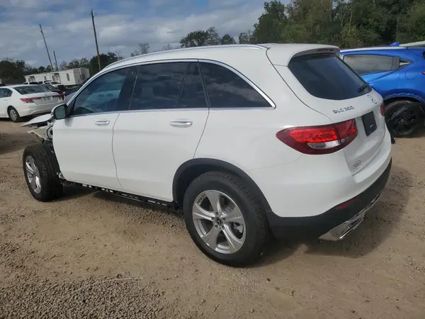 WDC0G4JB0JV037678 2018 MERCEDES-BENZ GLC - Image 2