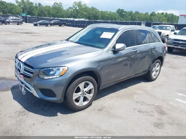 WDC0G4JB0JV037907 2018 MERCEDES-BENZ GLC - Image 2