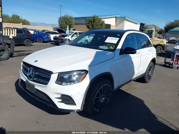 WDC0G4JB0JV045036 2018 MERCEDES-BENZ GLC - Image 2