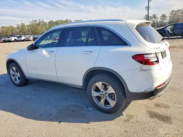 WDC0G4JB0JV047904 2018 MERCEDES-BENZ GLC - Image 2