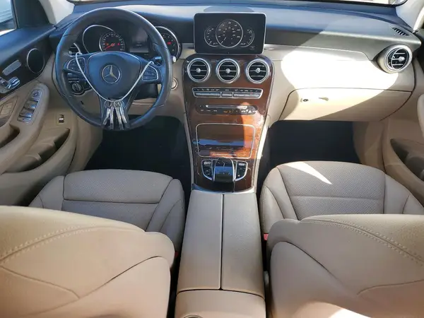 WDC0G4JB0JV047904 2018 MERCEDES-BENZ GLC - Image 8