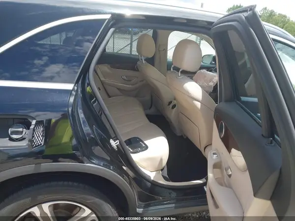 WDC0G4JB0JV048907 2018 MERCEDES-BENZ GLC - Image 8