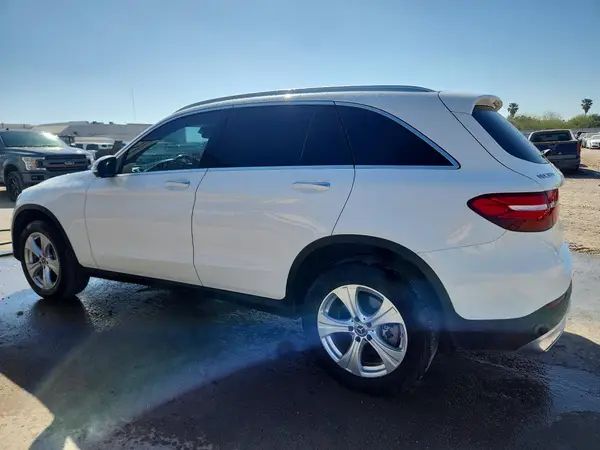 WDC0G4JB0JV049345 2018 MERCEDES-BENZ GLC - Image 2