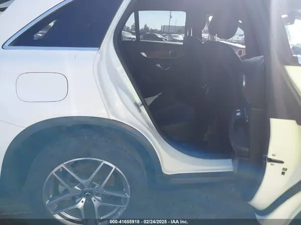 WDC0G4JB0JV050866 2018 MERCEDES-BENZ GLC - Image 8