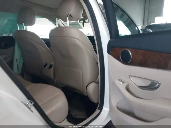 WDC0G4JB0JV067022 2018 MERCEDES-BENZ GLC - Image 8