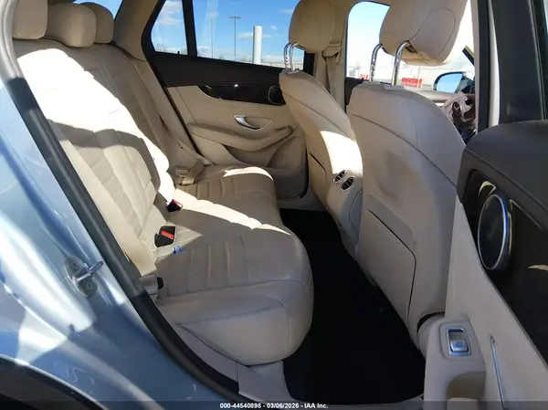 WDC0G4JB0JV067568 2018 MERCEDES-BENZ GLC - Image 8