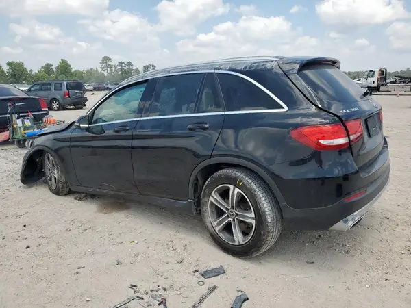 WDC0G4JB0JV073323 2018 MERCEDES-BENZ GLC - Image 2