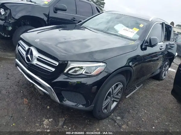 WDC0G4JB0JV075931 2018 MERCEDES-BENZ GLC - Image 2