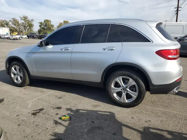 WDC0G4JB0JV089053 2018 MERCEDES-BENZ GLC - Image 2