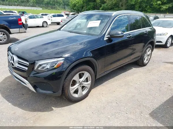 WDC0G4JB0JV102030 2018 MERCEDES-BENZ GLC - Image 2