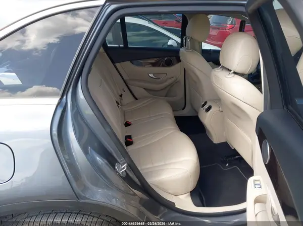 WDC0G4JB0JV111262 2018 MERCEDES-BENZ GLC - Image 8