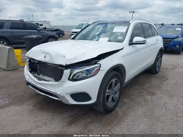 WDC0G4JB0JV113304 2018 MERCEDES-BENZ GLC - Image 2