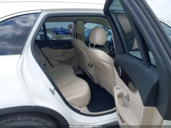 WDC0G4JB0JV113304 2018 MERCEDES-BENZ GLC - Image 8