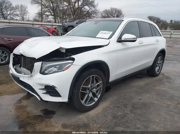 WDC0G4JB0JV114310 2018 MERCEDES-BENZ GLC - Image 2