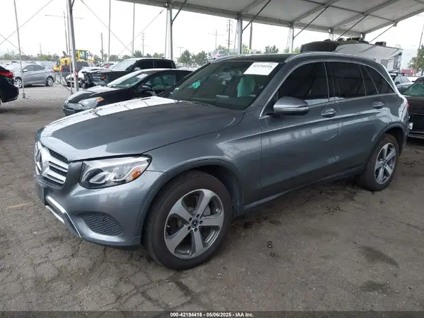 WDC0G4JB0KF507123 2019 MERCEDES-BENZ GLC - Image 2