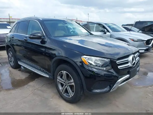 WDC0G4JB0KF587720 2019 MERCEDES-BENZ GLC - Image 1