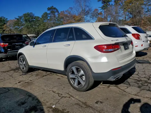 WDC0G4JB0KF596157 2019 MERCEDES-BENZ GLC - Image 2