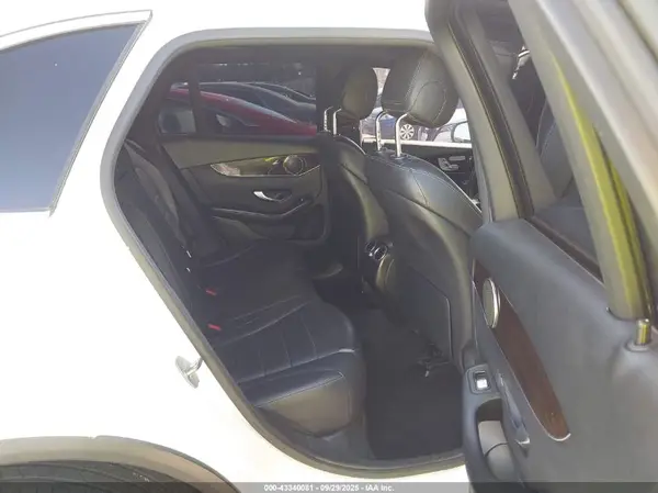 WDC0G4JB0KV117659 2019 MERCEDES-BENZ GLC - Image 8
