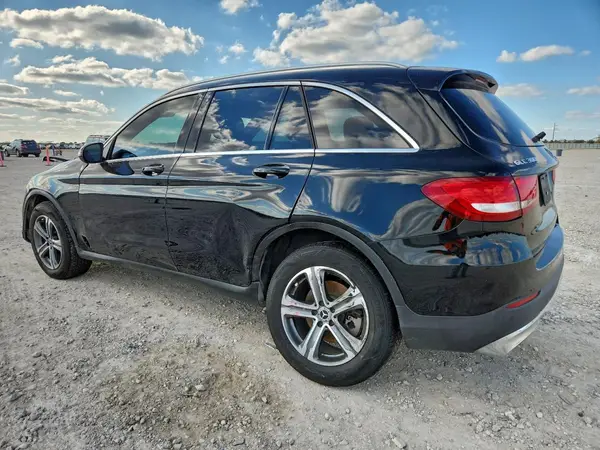 WDC0G4JB0KV119332 2019 MERCEDES-BENZ GLC - Image 2