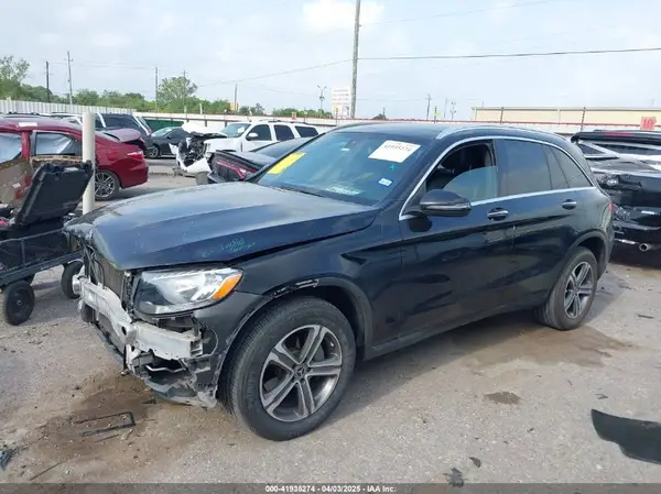WDC0G4JB0KV135806 2019 MERCEDES-BENZ GLC - Image 2