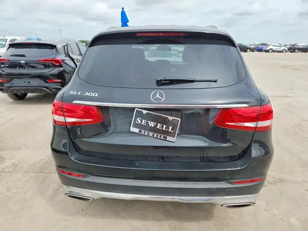 2019 MERCEDES-BENZ GLC auction photo 6