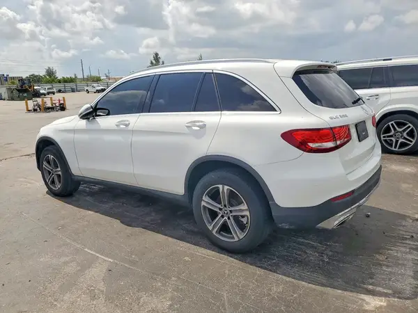 WDC0G4JB0KV157188 2019 MERCEDES-BENZ GLC - Image 2