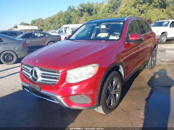 WDC0G4JB1GF006653 2016 MERCEDES-BENZ GLC - Image 2