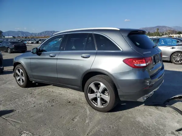 WDC0G4JB1GF035179 2016 MERCEDES-BENZ GLC - Image 2