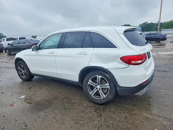 WDC0G4JB1GF047980 2016 MERCEDES-BENZ GLC - Image 2